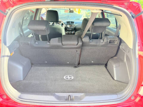 2010 Scion xD