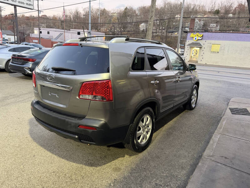 2012 Kia Sorento LX