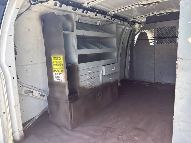 2017 Chevrolet Express 2500