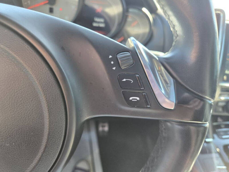 2012 Porsche Cayenne S