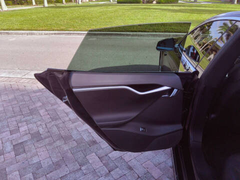 2017 Tesla Model S