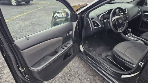 2014 Dodge Avenger SE