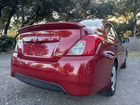 2015 Nissan Versa 1.6 S