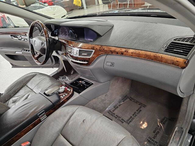 2007 Mercedes-Benz S-Class S 550