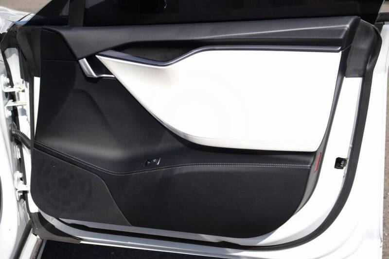 2021 Tesla Model S Long Range Plus