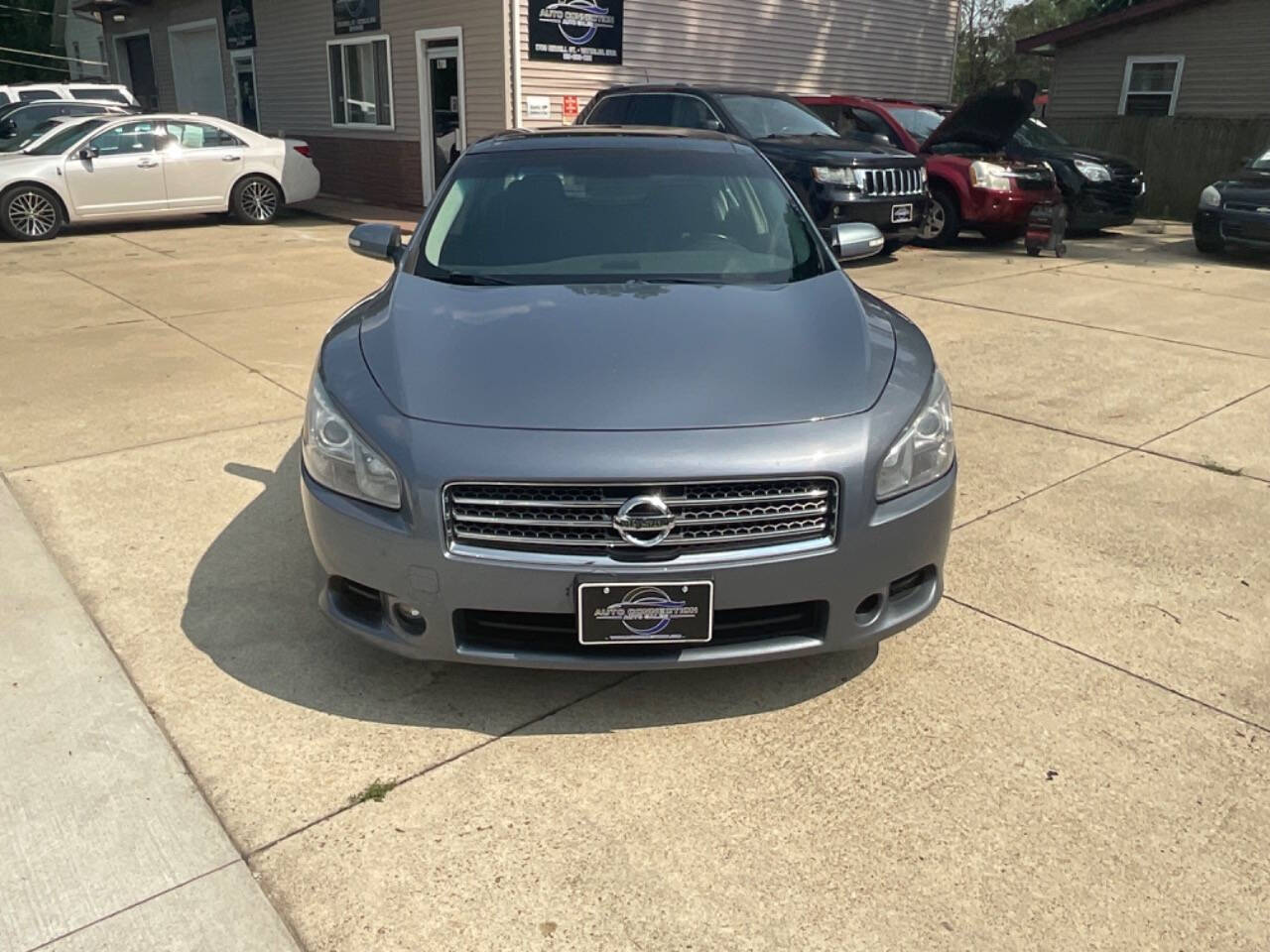 2011 Nissan Maxima for sale at Auto Connection in Waterloo, IA