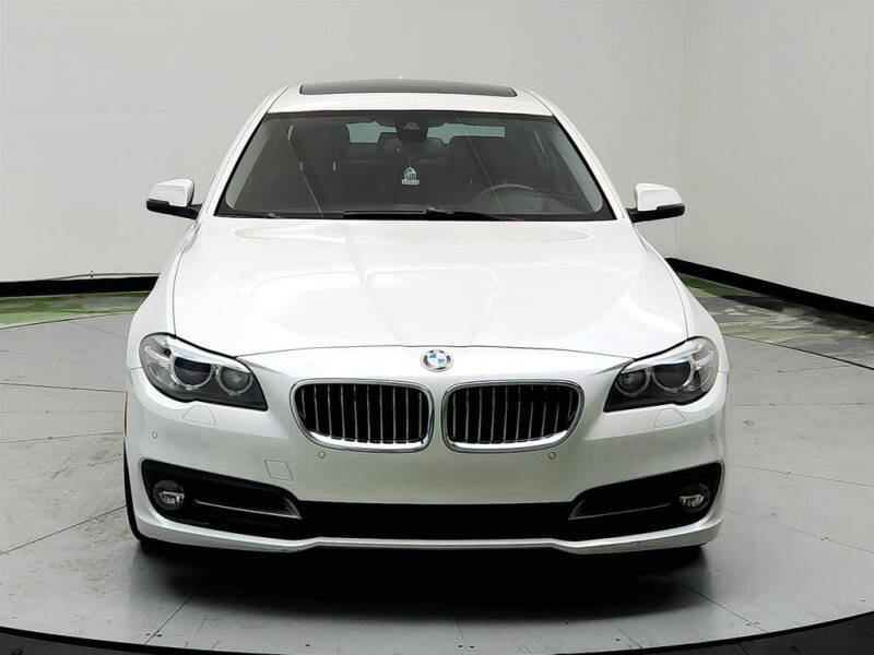 2016 BMW 5 Series 528i