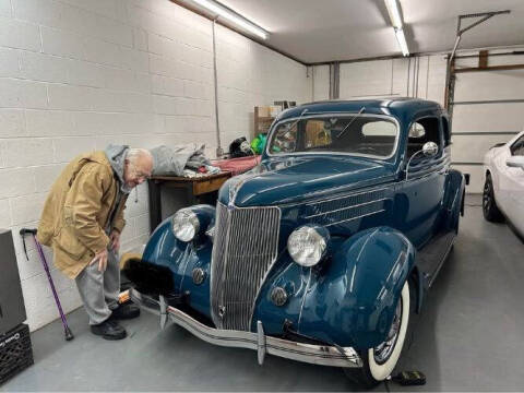 1936 Ford Deluxe