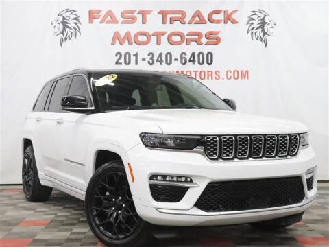 2022 Jeep Grand Cherokee Summit
