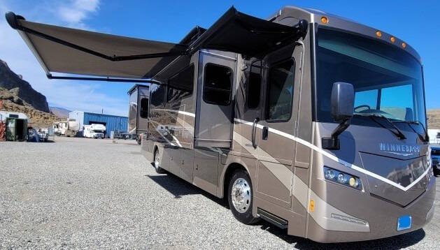 2017 Winnebago Forza 36G
