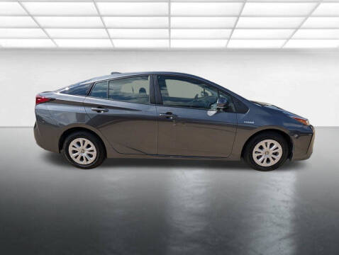 2021 Toyota Prius LE