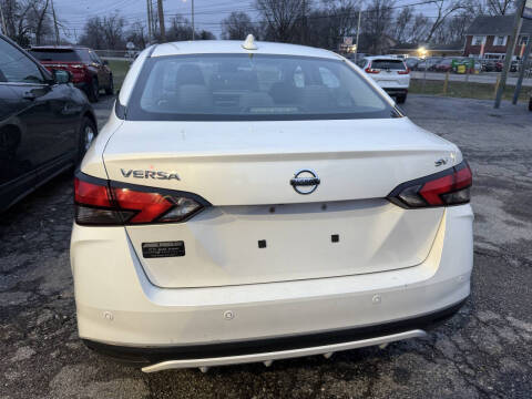 2021 Nissan Versa SV