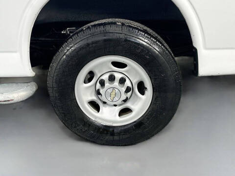 2024 Chevrolet Express 2500