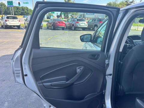 2015 Ford Escape S