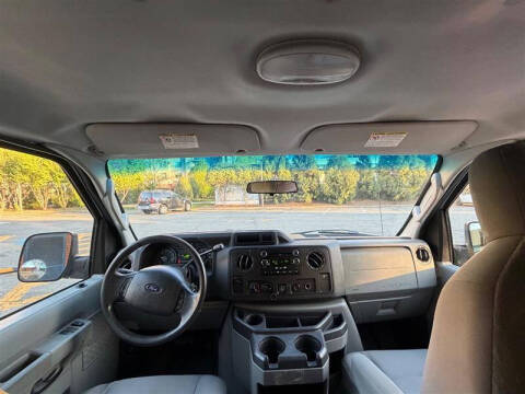 2009 Ford E-Series E-250