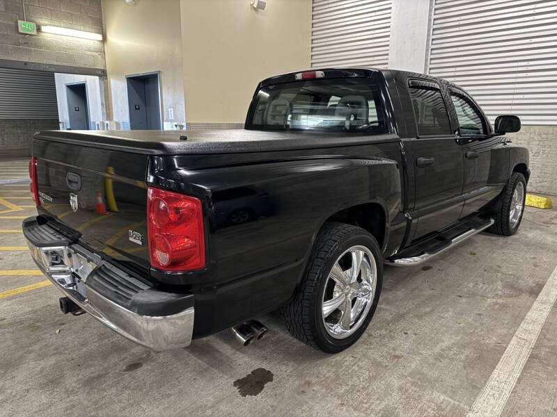 2005 Dodge Dakota SLT