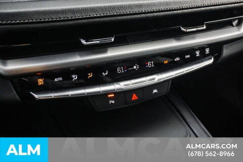 2025 Cadillac XT4 Premium Luxury