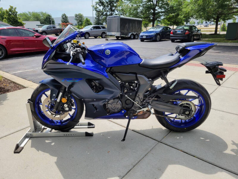 2022 Yamaha YZF-R7