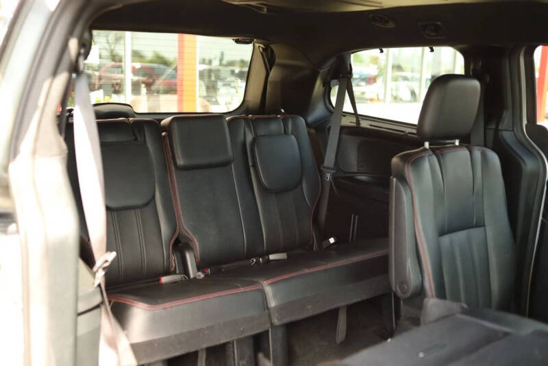 2016 Dodge Grand Caravan R/T
