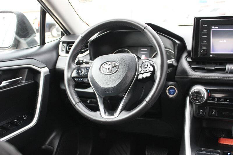 2020 Toyota RAV4 Hybrid XLE