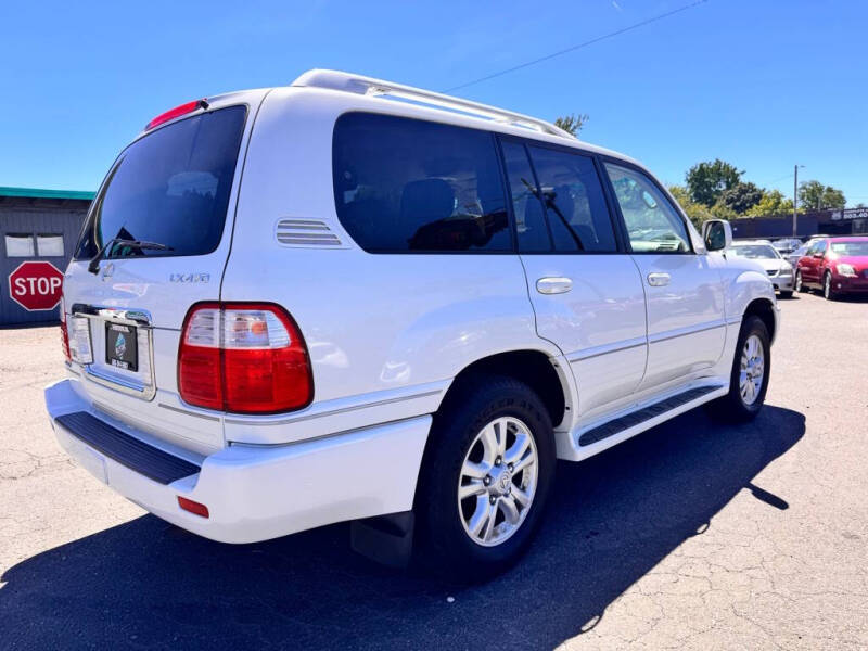 2005 Lexus LX 470