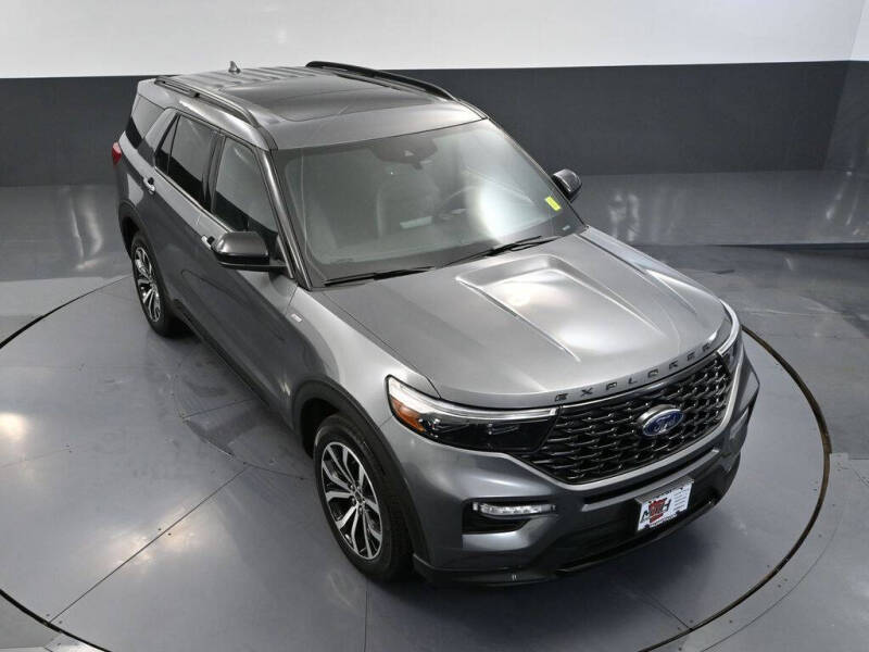2022 Ford Explorer ST-Line