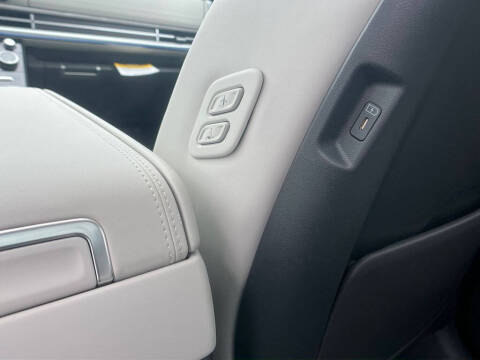 2025 Hyundai Santa Fe Hybrid Calligraphy