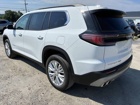 2025 GMC Acadia Elevation