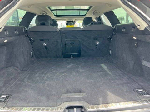 2020 Volvo V90 Cross Country T6