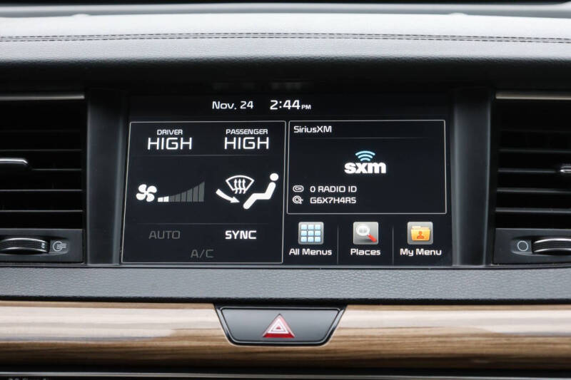 2018 Kia Cadenza Premium