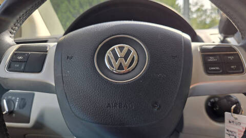2012 Volkswagen Routan S