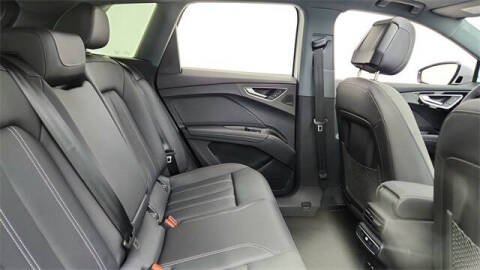 2025 Audi Q4 e-tron Premium Plus 45