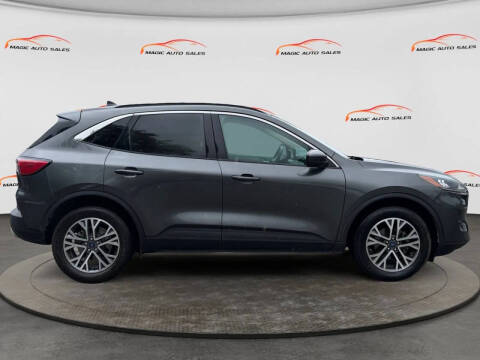 2020 Ford Escape SEL