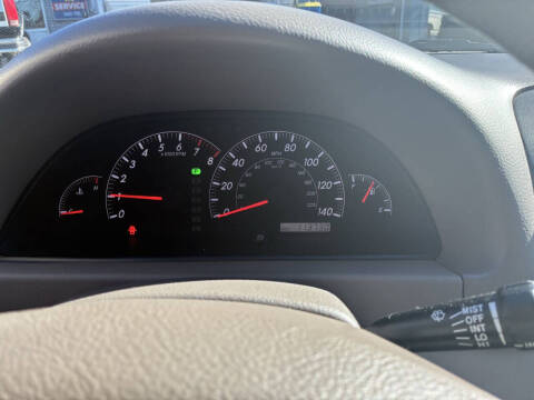 2005 Toyota Camry LE