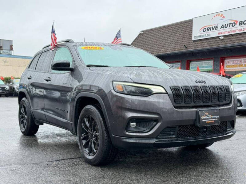 2023 Jeep Cherokee Altitude Lux