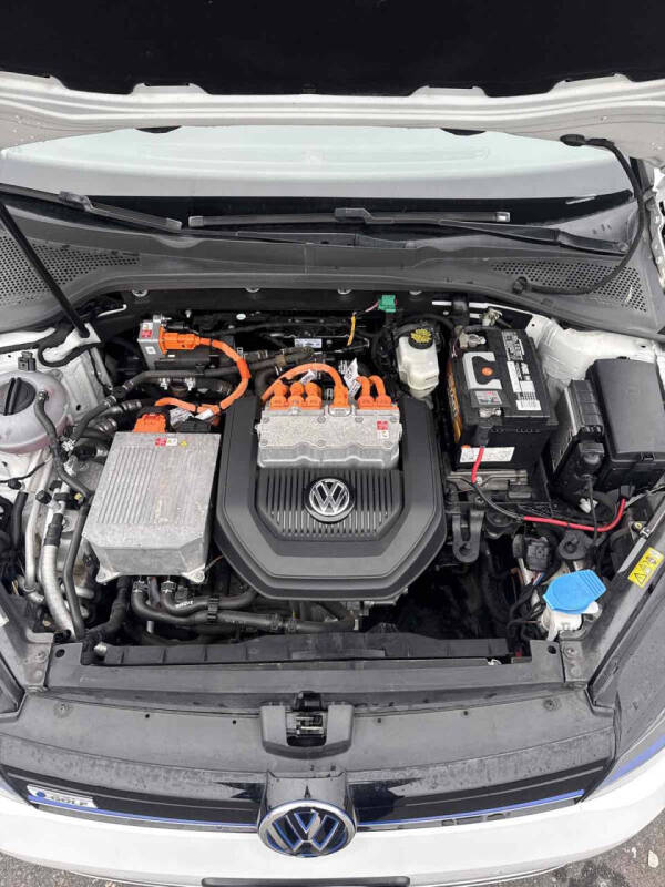 2015 Volkswagen e-Golf SEL Premium