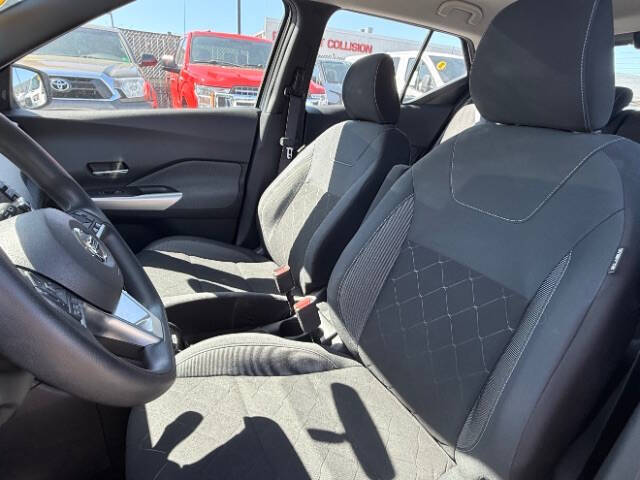 2019 Nissan Kicks SV