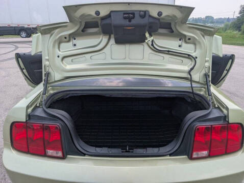 2005 Ford Mustang