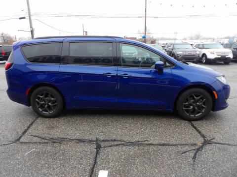 2018 Chrysler Pacifica Touring L