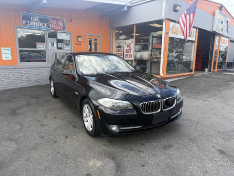 2012 BMW 5 Series 528i