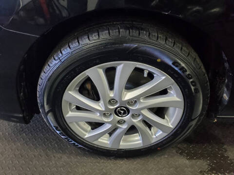 2013 Mazda MAZDA5 Sport