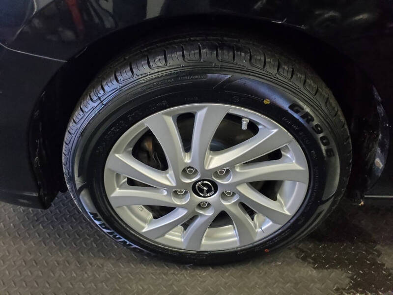 2013 Mazda MAZDA5 Sport