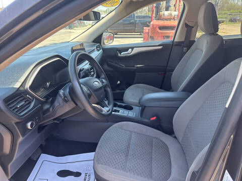 2020 Ford Escape SE