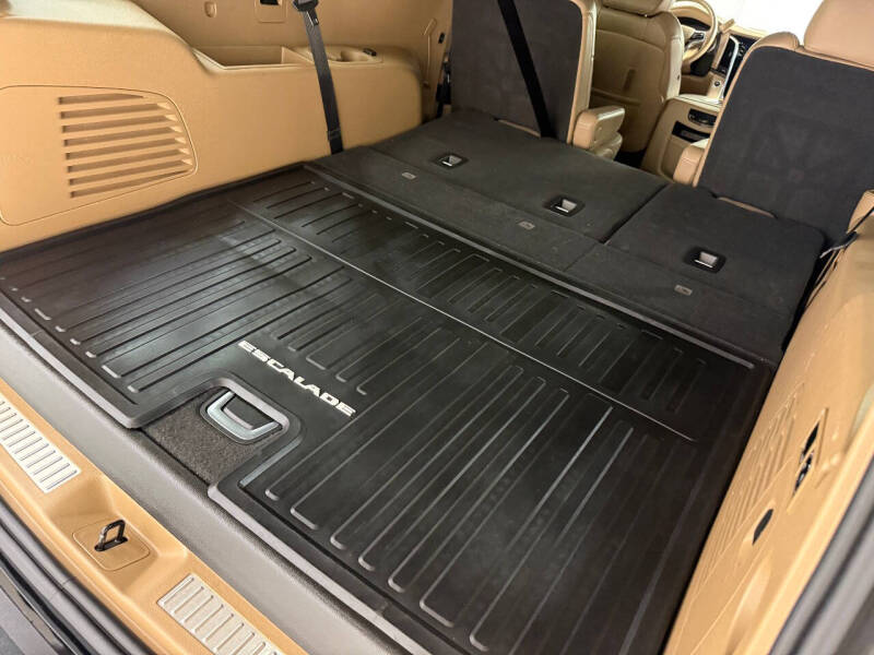 2019 Cadillac Escalade ESV Platinum