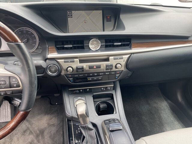 2017 Lexus ES 350