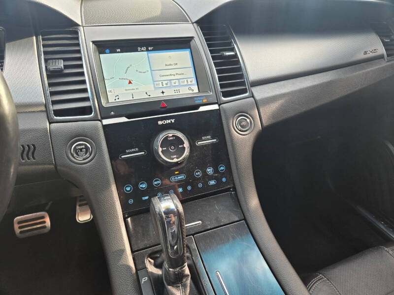 2016 Ford Taurus SHO