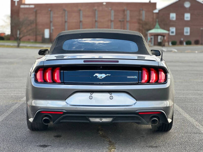 2021 Ford Mustang