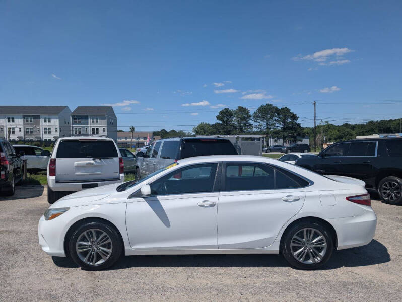 2017 Toyota Camry LE