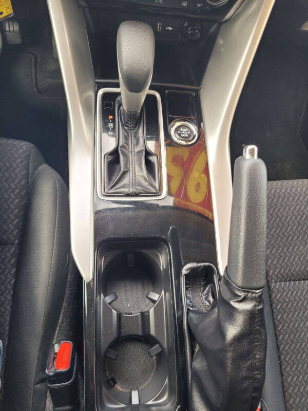 2019 Mitsubishi Eclipse Cross ES