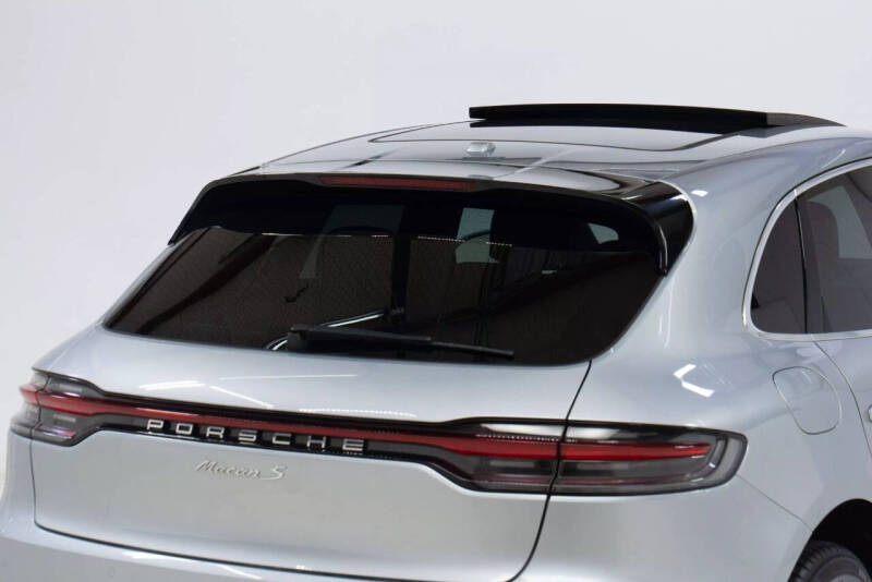 2020 Porsche Macan S